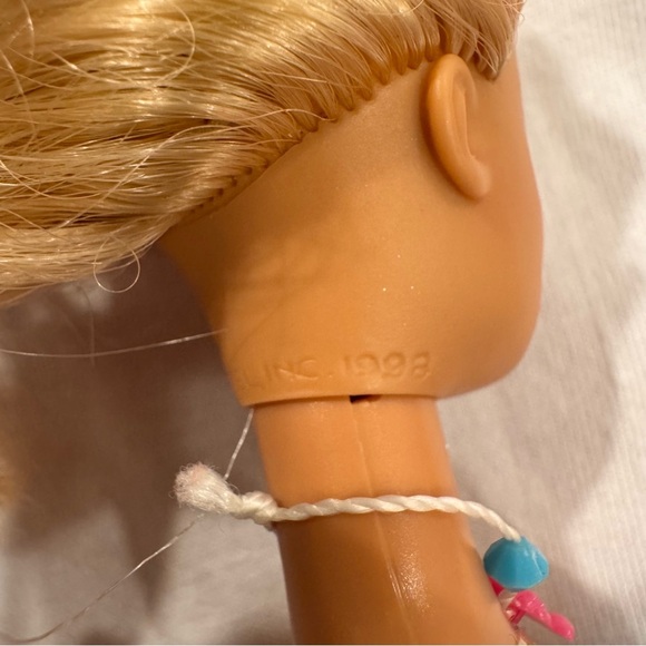 Vintage Barbie Dolls 1998 and clothes Y2K - Picture 6 of 6